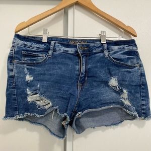 🌼$8🌼 Arizona Jean Co Preloved Ripped Denim Shorts Size:13